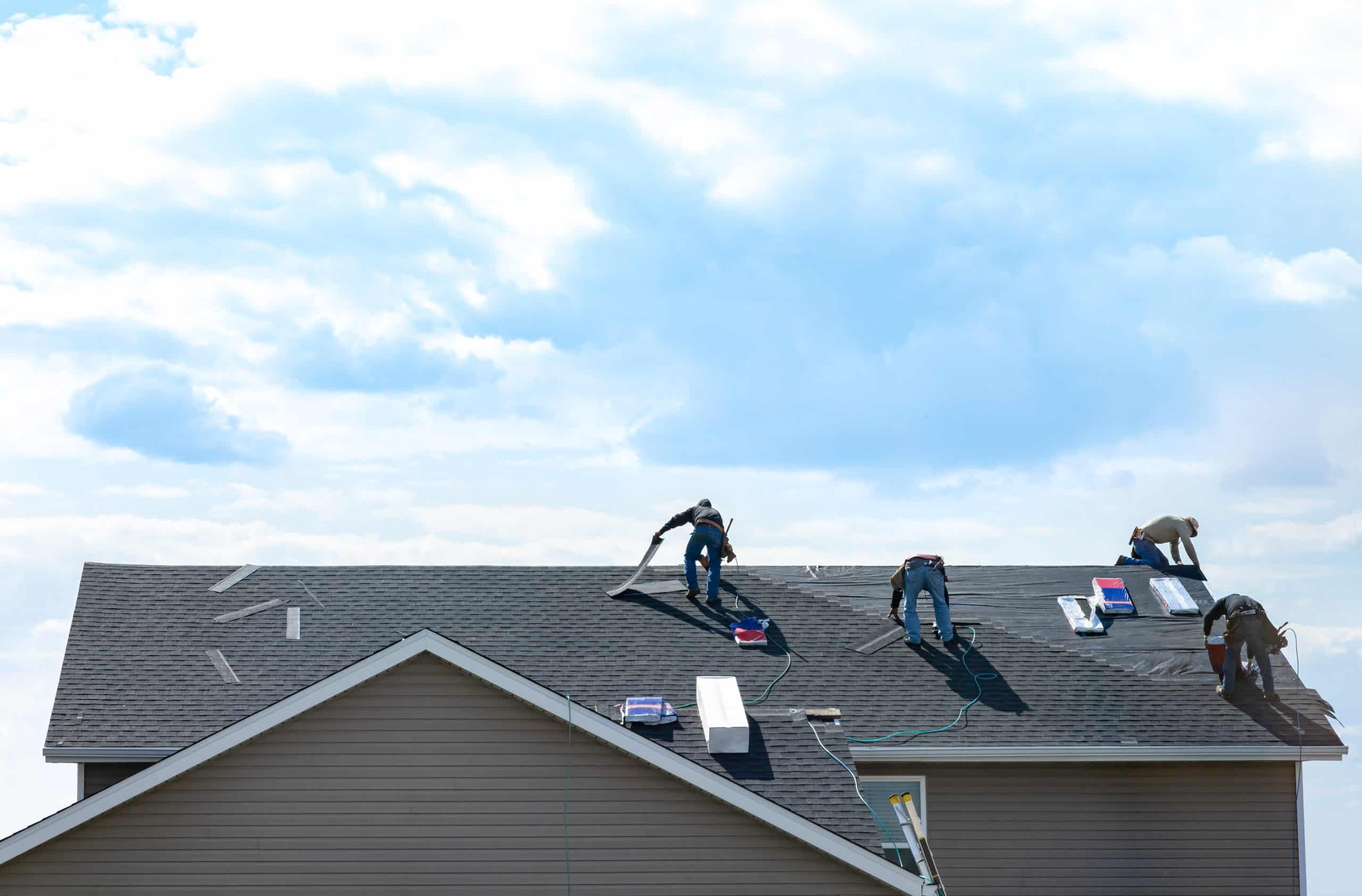 A professional roofer in Bloomfield